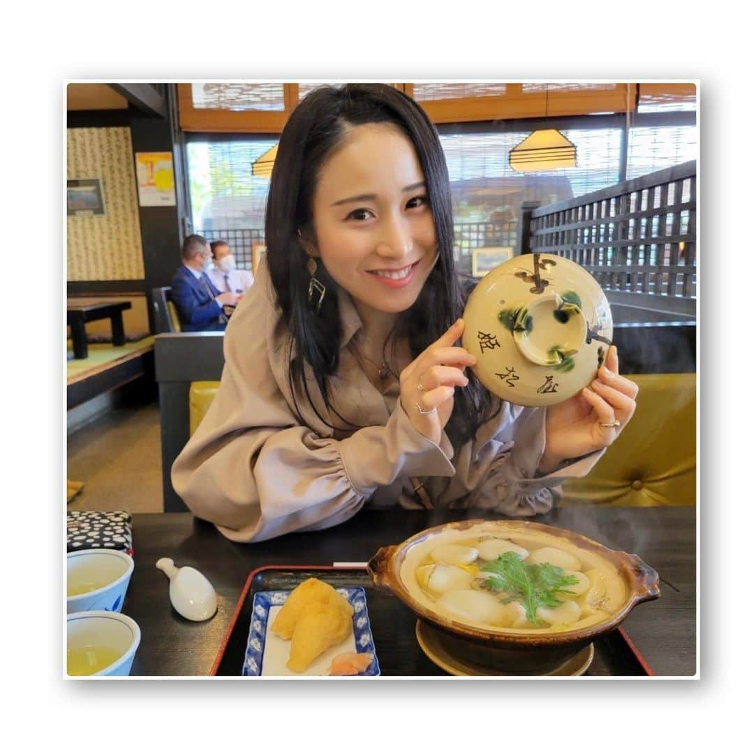 宇田恵菜のインスタグラム：「Nagasaki food 美味しいもの大好き！ 口コミ、地の人のタレコミ、紹介、全部駆使して直感で決める私のご飯屋さんの旅 長崎のご飯編　  ① ②  #姫松屋  島原のご当地ご飯といえば、具雑煮！本当にお出汁が、最高に美味しくて深くて、また食べたい！と心から思えます！  ③  #breadaespresso  長崎一人気のパン屋さん 週4 6：30オープンで昼には完売。 人気のアールグレイとホワイトチョコマカダミアをいただきましたが、食べたことないふわっとキメの細かい食感がありながらのカリッとサク。そして小麦の風味残しながら邪魔しないフレーバー。これは売れる。東京でも食べたことない。  ④⑤  #寿し政 番外編の佐賀県鹿島市 地元で大人気のお寿司屋さん。並びます。 1番人気がなんと、肉うどん。 さっぱりめのお出汁  ⑥ #かにや 長崎市民の飲みの〆といえば、おにぎり！並びます! 塩サバはかなり美味しいですが、一口サイズのためコスパはあまりよくないかも  ⑦⑧ @nai____roastery  珈琲豆専門店 倉庫をオシャレに利用していて、そこで焙煎もしている。 珈琲をこよなく愛しているマスターさんにお話を伺いながら、購入したらいれていただける珈琲が飲める  ⑨ #祐徳稲荷神社  の参道にあるいなり寿司屋さん。 一口サイズで美味しくお茶もいただけた  ⑩ #蘇州林 ランチ時間も終わっていたのでオールで営業しているこちらへ。 人気店ですが、まずお皿がかけていて、かつ接客も残念。味も残念。 長崎着いた一食目でしたが、その後挽回したので、すっかり忘れていた。笑 ------------------------------- #casting  #actress #shortfilm #キャスティング  #役者  #filmingcrew #filming #撮影中 #撮影クルー #leadactress #女優 #actresslife #スチール撮影 #黒髪 #blackhair 　#愛媛出身 #不動産女子 #japaneseactress  #長崎グルメ　#長崎旅行」