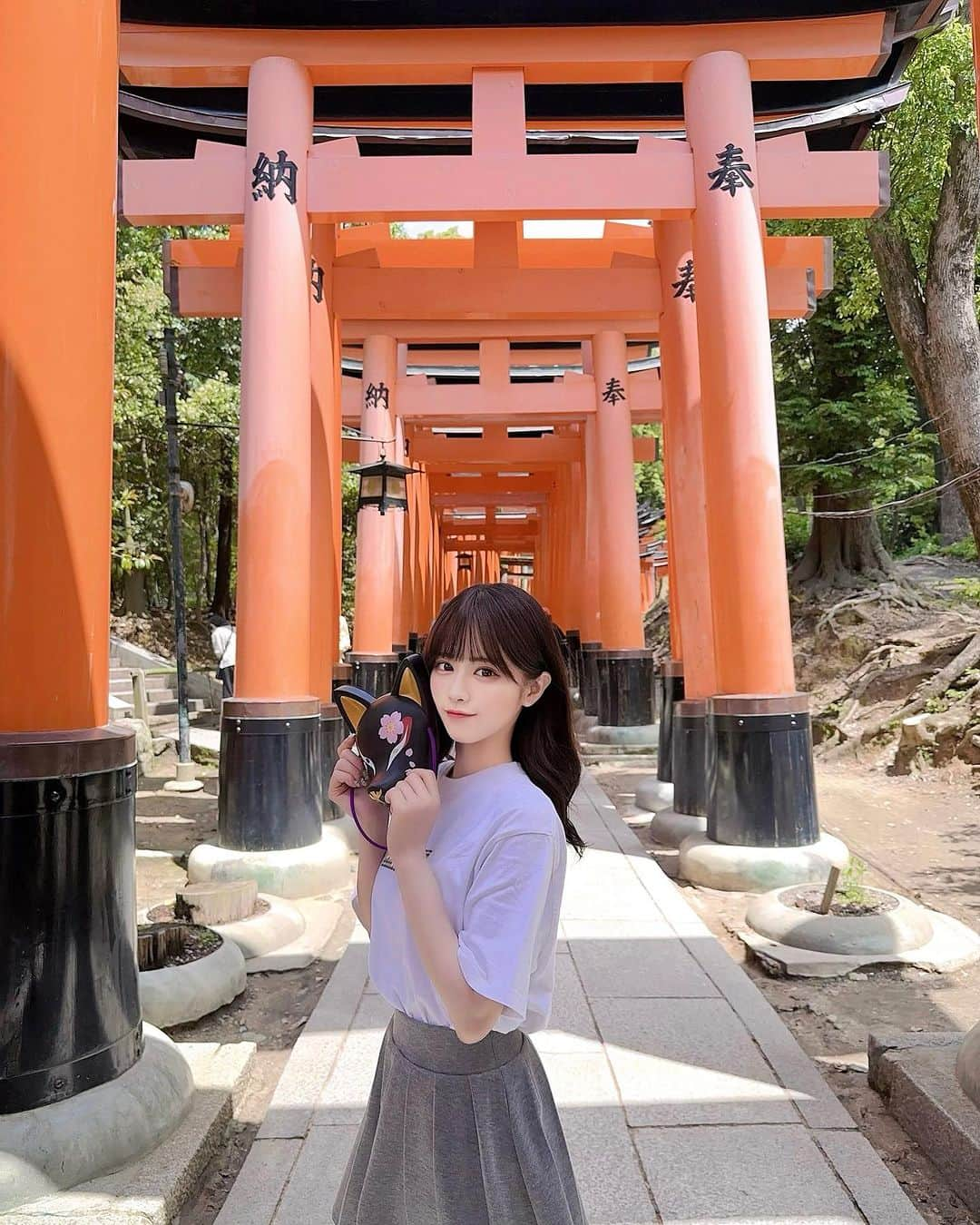 葉月沙耶さんのインスタグラム写真 - (葉月沙耶Instagram)「⛩🦊  #京都 #京都グルメ #京都観光 #京都旅行 #京都大作戦 #神社 #神社巡り #神社好きな人と繋がりたい #神社フォトコンわたしと神社 #神社めぐり #神社⛩ #伏見稲荷大社 #伏見稲荷大社千本鳥居 #伏見稲荷大社⛩ #伏見稲荷大社稲荷山鳥居」7月14日 17時53分 - sayapon_310