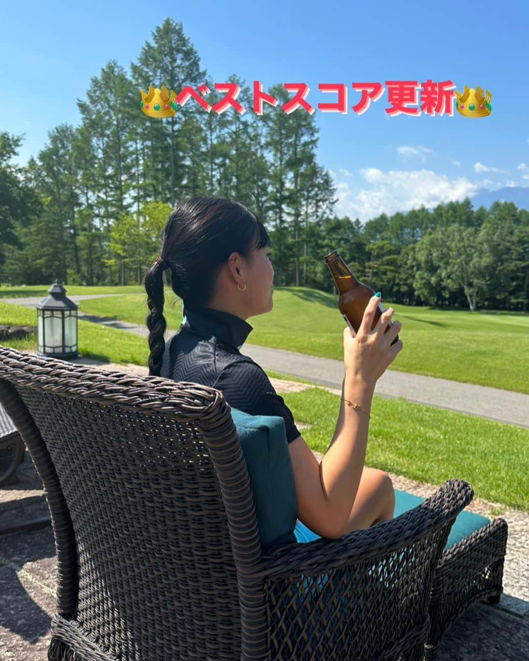 もえしゃんのインスタグラム：「火曜の @world_travelgolf 発足記念コンペにて ベスト更新しました〜🥰  ハーフベストを更新したばっかで、なかなか調子いいなと思ってたこの頃、、、、 なーんと　🔴79！！！！！ ハーフ38！！！！後半3バーディー🙈  この前回のラウンドはドライバーがぽんこつになったんだけど復活😼💖  3枚目の最終ホールはパーオンして、中々距離を残してしまったので念入りにラインをよんでバーディーねじ込んだよ🤣💖  素敵なゴルフ場で楽しくゴルフできて最高でした♡なつきちゃんお誘いありがとうございました😼  #ベストスコア更新  #ゴルフ #ゴルフ女子#ゴルフ男子 #高尔夫球 #ラウンド #スイング #GOLF #ゴルフウェア  #ゴルフ好きと繋がりたい #もえしゃん #スイング動画 #ll #ff #instagolf #golfstagram #小淵沢カントリークラブ #小淵沢」