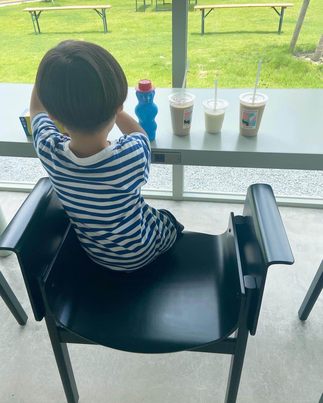 渡辺有子さんのインスタグラム写真 - (渡辺有子Instagram)「子連れ出張の旅。久しぶりの✈️にウキウキ✨の息子☺️ 子連れ出張はやりたいことを欲張らず、のんびりと。」7月14日 13時38分 - yukowatanabe520