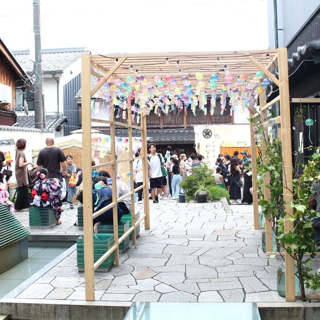 滋賀県長浜市さんのインスタグラム写真 - (滋賀県長浜市Instagram)「長浜の夏の風物詩「夏中さん」。今年、4年ぶりに開催されました。市民の皆さんが夏中さんを楽しむ様子をアラカルトでお届けします。（1/3）#nagahama#夏中さん#ennichi#縁日」7月14日 14時12分 - nagahama_city