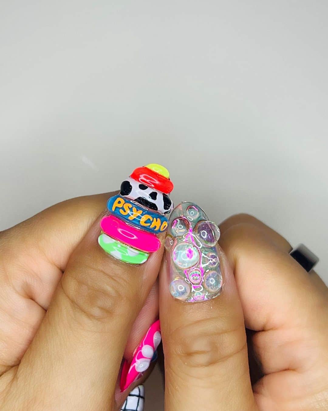 Britney TOKYOのインスタグラム：「Psycho🫧🐄  #nailart #britneytokyo」