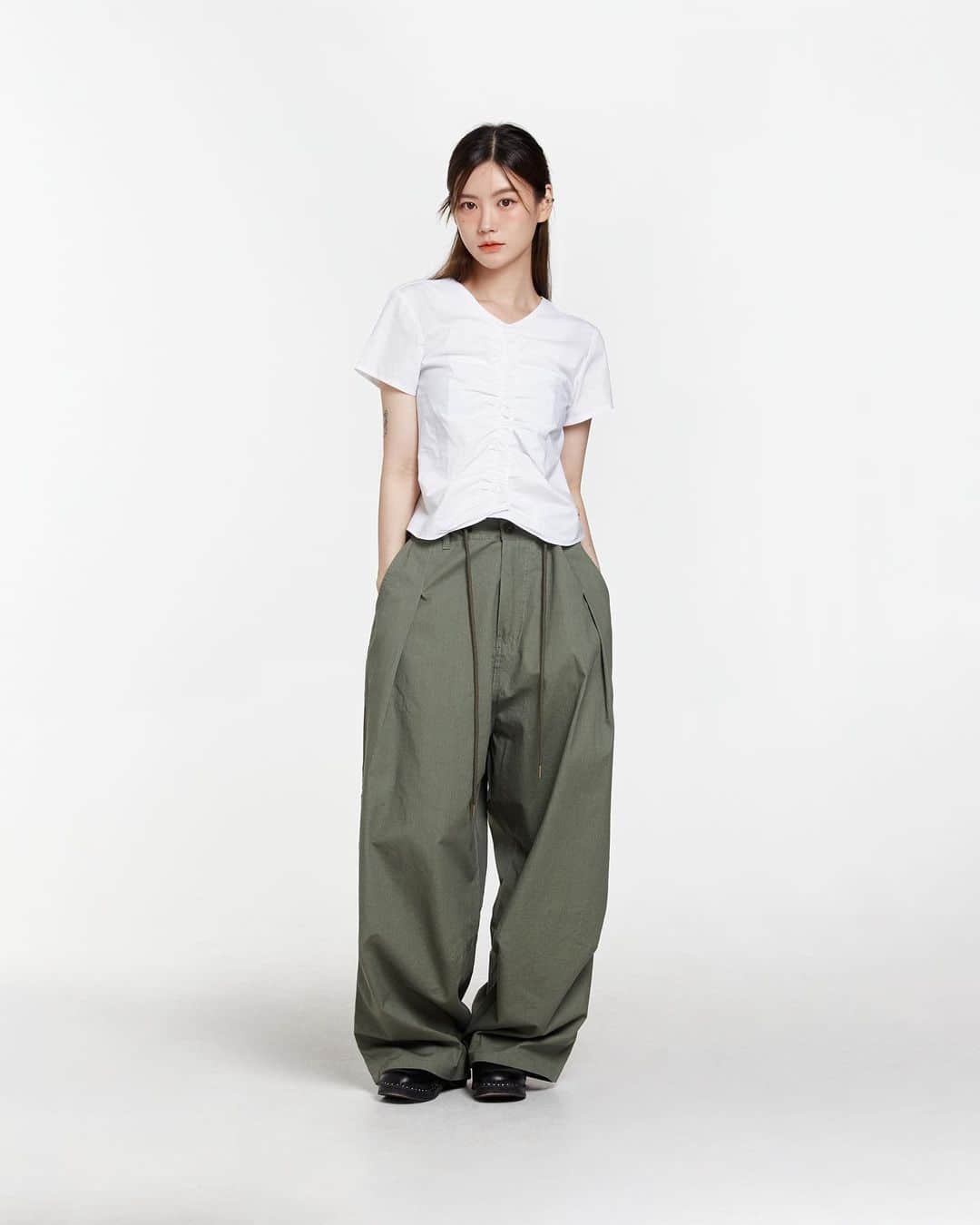 イ・ミンジュのインスタグラム：「new goyo🐘 사이트 오픈! @goyoarchive ♥️」