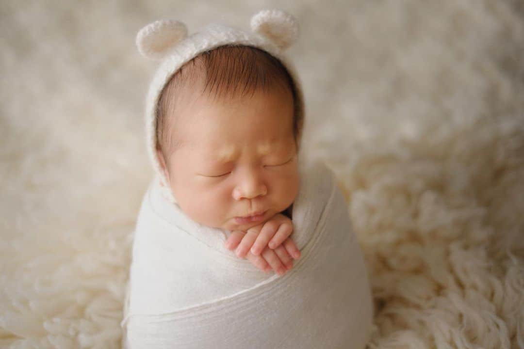 結城はゆるさんのインスタグラム写真 (結城はゆるInstagram)「🐭🤍 ˗ˏˋ 𝗡𝗲𝘄𝗯𝗼𝗿𝗻 𝗽𝗵𝗼𝘁𝗼 ˎˊ˗ 表情がおもろ可愛い