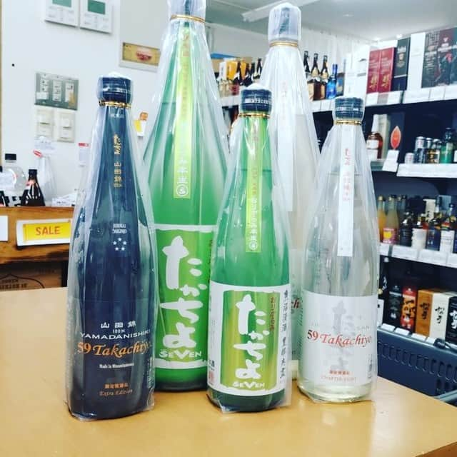 鈴木酒販神田店 〈日本酒とワインの専門店〉さんのインスタグラム写真 - (鈴木酒販神田店 〈日本酒とワインの専門店〉Instagram)「高千代酒造さん、本日色々入荷しております！ 「たかちよセブン」1800ml/720ml 「59Takachiyo 出羽燦々」1800ml/720ml 「59Takachiyo 山田錦」720ml」7月14日 15時17分 - suzukishuhan.retail