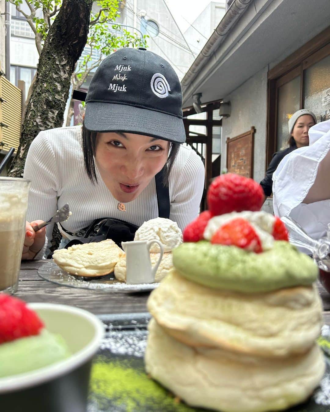 キダモティフォさんのインスタグラム写真 - (キダモティフォInstagram)「ここの米粉パンケーキ美味しかったなって思い出してる  #甘味メイクスミーハピー」7月14日 15時33分 - kida_m