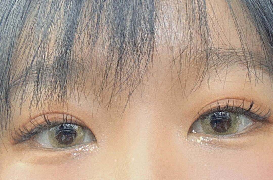 荒井麻珠さんのインスタグラム写真 - (荒井麻珠Instagram)「ラメラメ~👁️✨」7月14日 15時43分 - maju_arai_official