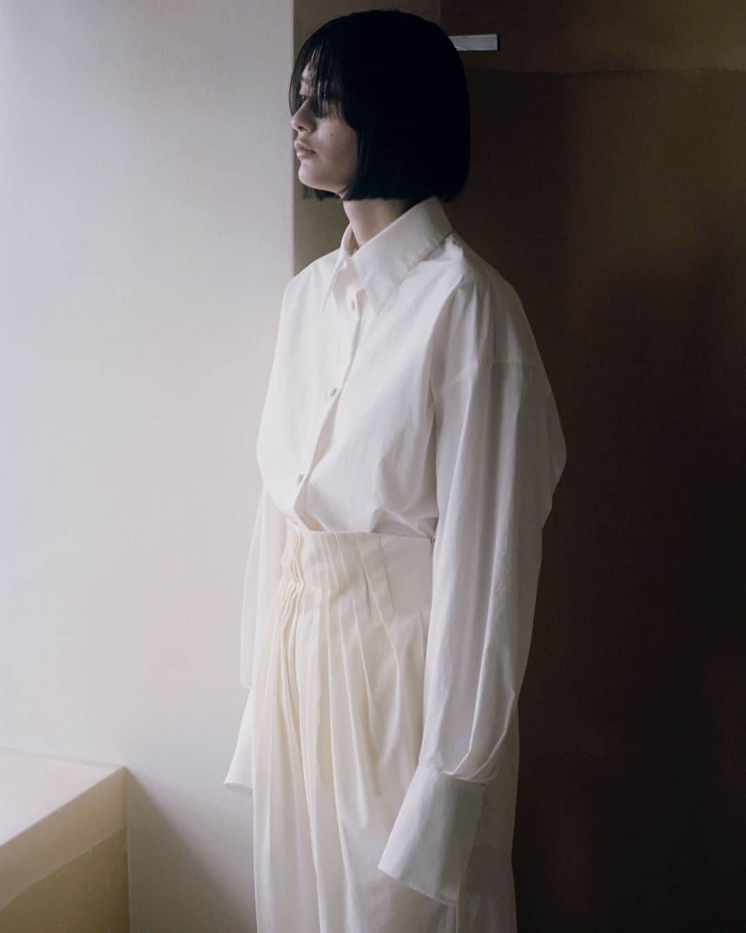 黒河内真衣子のインスタグラム：「#mamekurogouchi 23 Pre Fall collection is now available at #mamekurogouchiaoyama and selected retailers.」