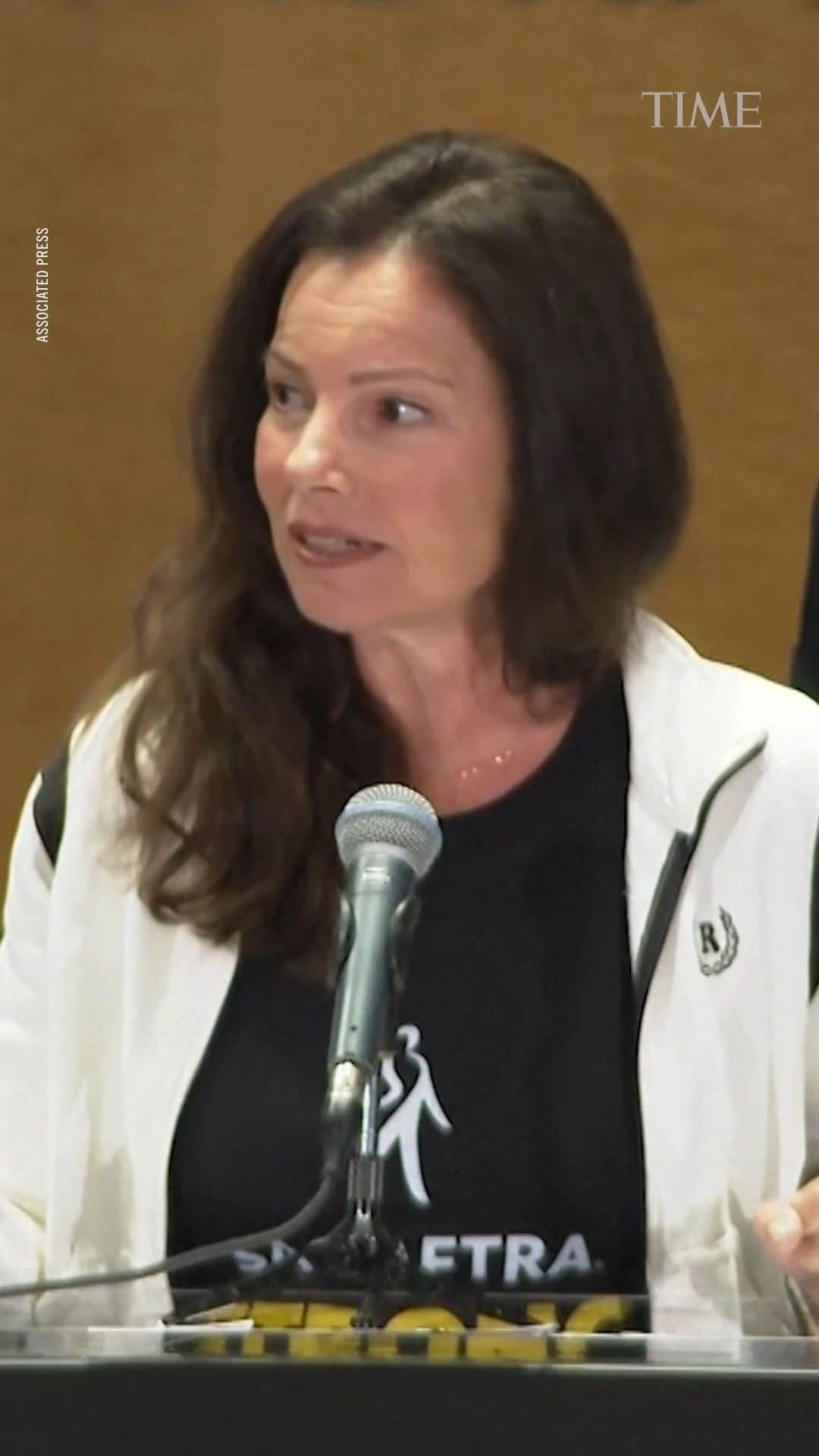 TIME Magazineのインスタグラム：「SAG-AFTRA president Fran Drescher: "I am shocked by the people that we have been in business with are treating us... How they plead poverty, that they're losing money left and right, when giving hundreds of millions of dollars to their CEOs. It is disgusting. Shame on them."」