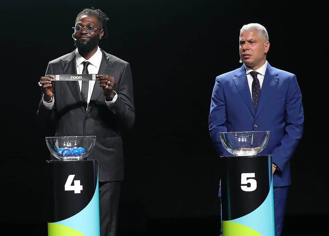 エマニュエル・アデバヨールのインスタグラム：「SEA, An unforgettable day in Abidjan, surrounded by Football Legends at the FIFA World Cup 2026 preliminary draw.   Honored to be invited by CAF, celebrating the incredible journey of African football.   Congratulations to Mr Infantino, FIFA President, and Mr Motspe, CAF President, for their relentless efforts in developing the beautiful game across Africa. Together, we're shaping the future of football!」