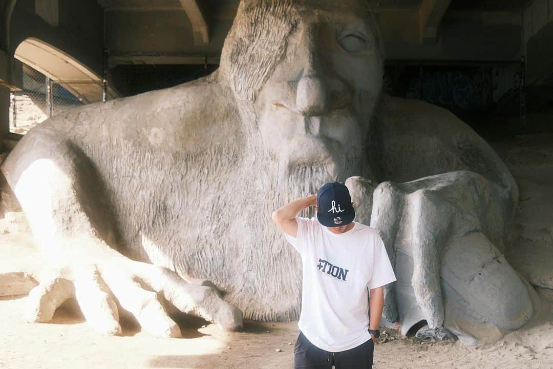 インフォメーションさんのインスタグラム写真 - (インフォメーションInstagram)「Hi Script New Era and College Hawai’i Tee   www.In4mation.co  Local pick up for online orders at Slashers - @slashershi   650 Iwilei Road Suite 190 Honolulu, HI 96817  #hawaiioriginals #in4mation #slashershi #hawaii #newera #hi」7月15日 3時00分 - in4mation_