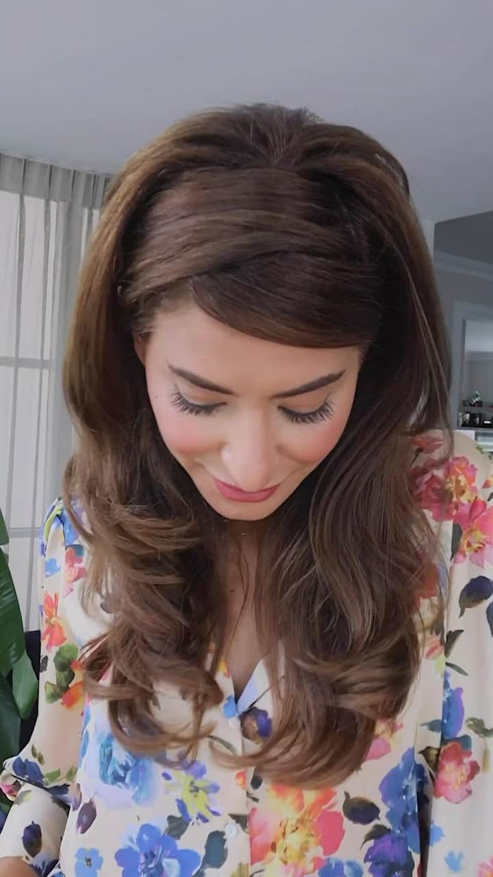 Sarah Angiusのインスタグラム：「2 side parts basically🤌🏽  #hairtutorial #sarahangius」