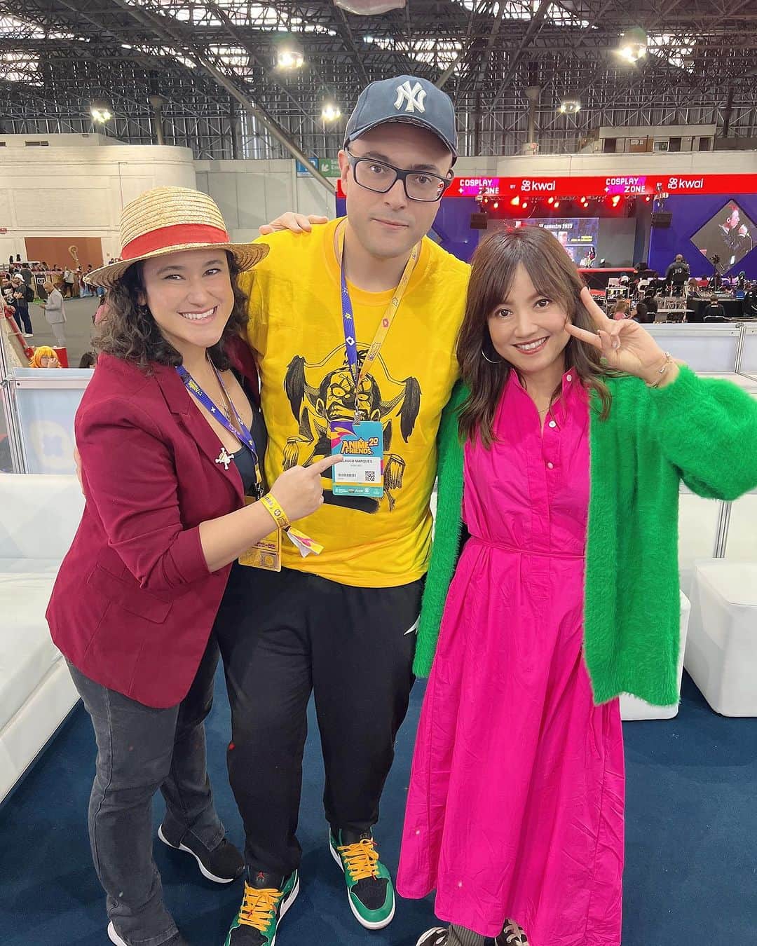 のインスタグラム：「Hola🇧🇷  Eu estou com o elenco de ONE PIECE do Brazil.❤️」