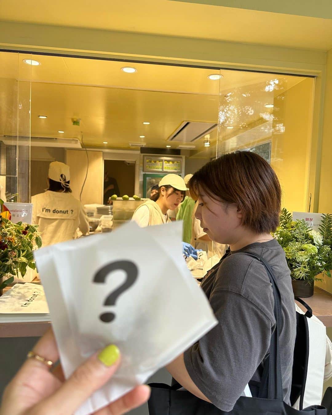 高橋愛さんのインスタグラム写真 - (高橋愛Instagram)「🍩✨  原宿の駅前にオープンした アイムドーナツに行ってきました🥺 焼きたてはじめて食べたけど めちゃくちゃ美味しかった😭」7月15日 2時24分 - i_am_takahashi