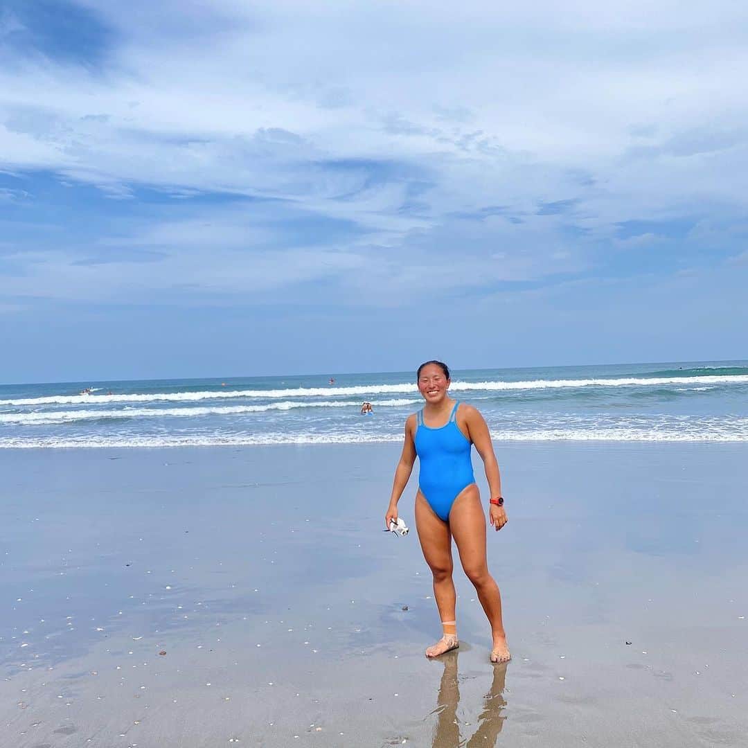 JOLYN Swimwearのインスタグラム：「Living for this backdrop 😍💙🌴 // #jolynaustralia」