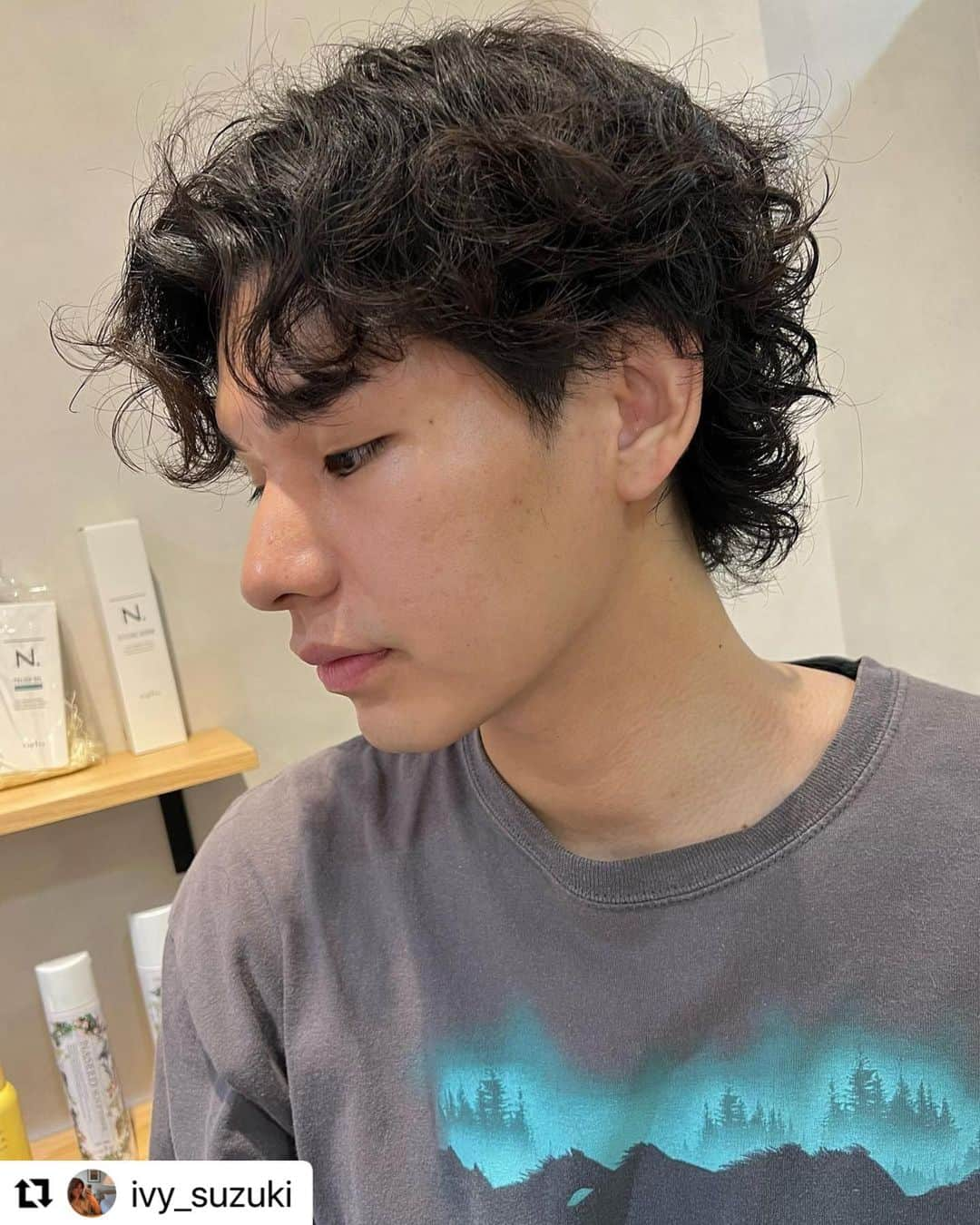 IVYunopulirさんのインスタグラム写真 - (IVYunopulirInstagram)「@ivy_suzuki  . #メンズパーマ　👨‍🦱 . #簡単スタイル  . cut ¥4950〜 color ¥7150~ . . お気軽にお問い合わせください🧚🏻‍♂️✨ . #韓国ファッション #韓国コスメ #韓国風ヘア   #ベージュ #ピンクベージュ #オリーブベージュ #ヘアカラー #ミルクティーベージュ #ハイライト #ダブルカラー #インナーカラー #ブリーチなし #ブリーチなしダブルカラー #ブルベ #イエベ .  #ショートボブ #ショートカット #切りっぱなしボブ #ハンサムショート #メンズヘア #メンズカット」7月14日 18時22分 - ivy.kyobashi