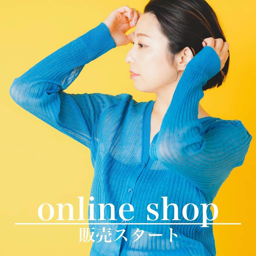 春花きららのインスタグラム：「online shop sales start ▶▶▶  『2023 summer collection』  🏷️シアーニットカーディガン / 5色展開 　¥17,000+tax  🏷ペプラムニットトップス / 2色展開 　¥21,000+tax  🏷️ショルダーニットバッグ / 5色展開 　¥12,000+tax  #haruhana #haruhanastyle #ハルハナ #セレクトショップ #日本製ニット #ハイクオリティ #着心地 #素材感 #体型カバー #大切に #ファッション #コーディネート #ファッションライフ #ご提案」