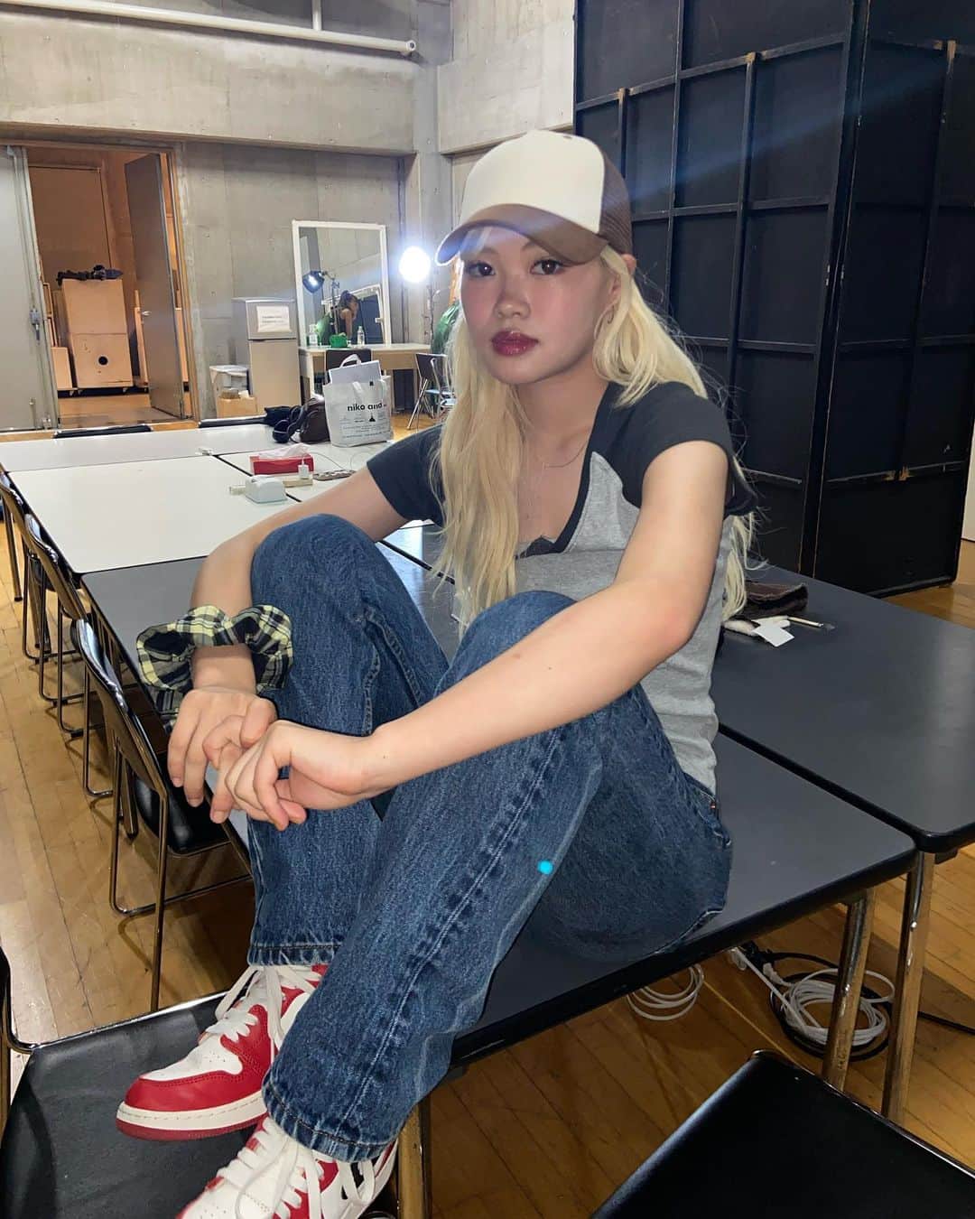川端結愛のインスタグラム：「この日のテーマは"カジュアルめなセリーナ（S）と髪の伸びたブレア（B）を発見。XOXO♥️fromゴシップガール♥️" です！」