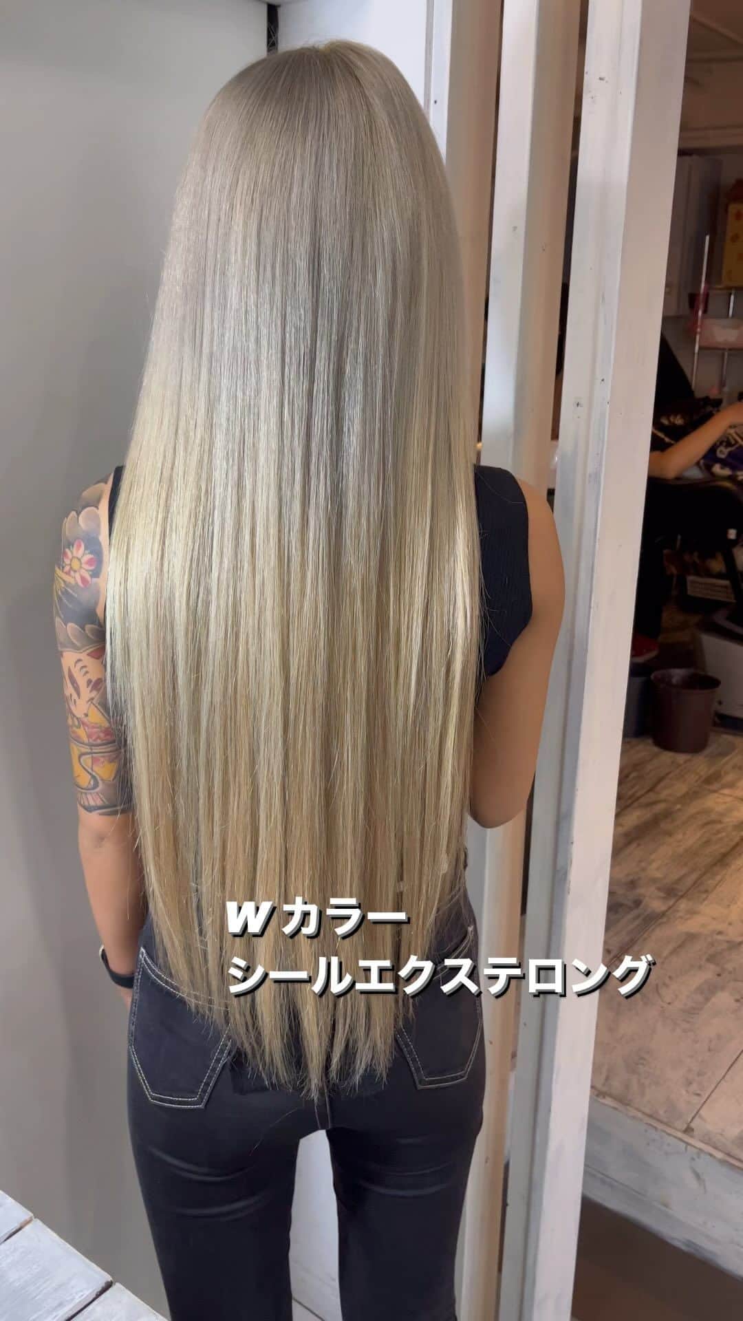 曽我洋平のインスタグラム：「ダブルカラー×シールエクステロング . . 予約や料金.質問等ある方電話やDMでお問い合わせ出来るので気軽にお待ちしてます😁 . 只今スタッフも募集中なので連絡お待ちしてます . #ローレンウィズ#rollenwiz#ローレン#rollen#原宿美容室#アッシュカラー #ベージュカラー#グレージュカラー#グレージュ#エクステ#シールエクステ#外国人風カラー #グラデーションカラー#ハイライト#バレイヤージュカラー#インナーカラー#トリートメント#ダブルカラー#ハイトーンカラー#ミルクティーカラー#ギャル#撮影#モデル#サロンモデル#キャバ嬢#メッシュカラー」