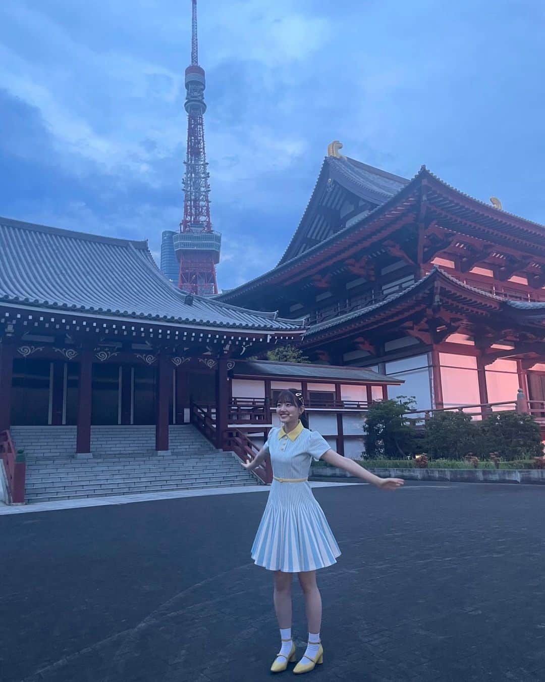 佐々木美玲さんのインスタグラム写真 - (佐々木美玲Instagram)「東京タワー＆増上寺。 素敵なところで「Am I ready?」初披露させて頂きました😌  #FNS歌謡祭 #日向坂46 #佐々木美玲」7月14日 19時34分 - mireisasaki_official