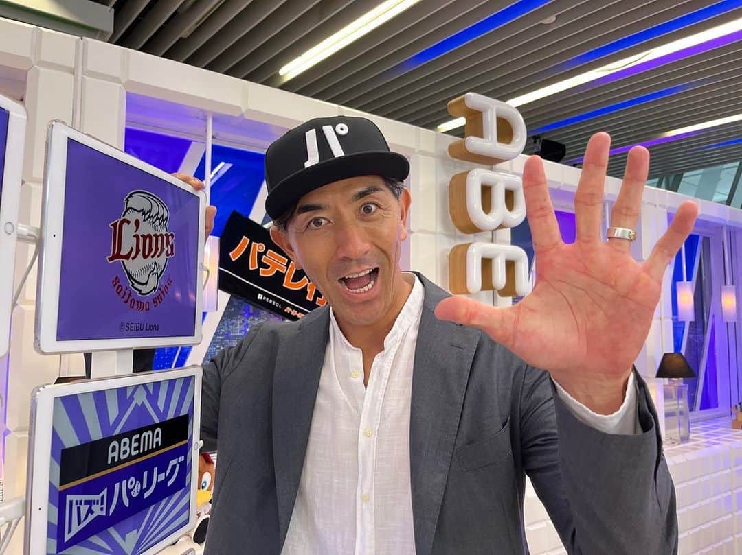 G.G.佐藤のインスタグラム：「めっちゃイケてる帽子見つけた！！！ この夏はヘビロテだな。  #これはナウイ #パリーグtv」