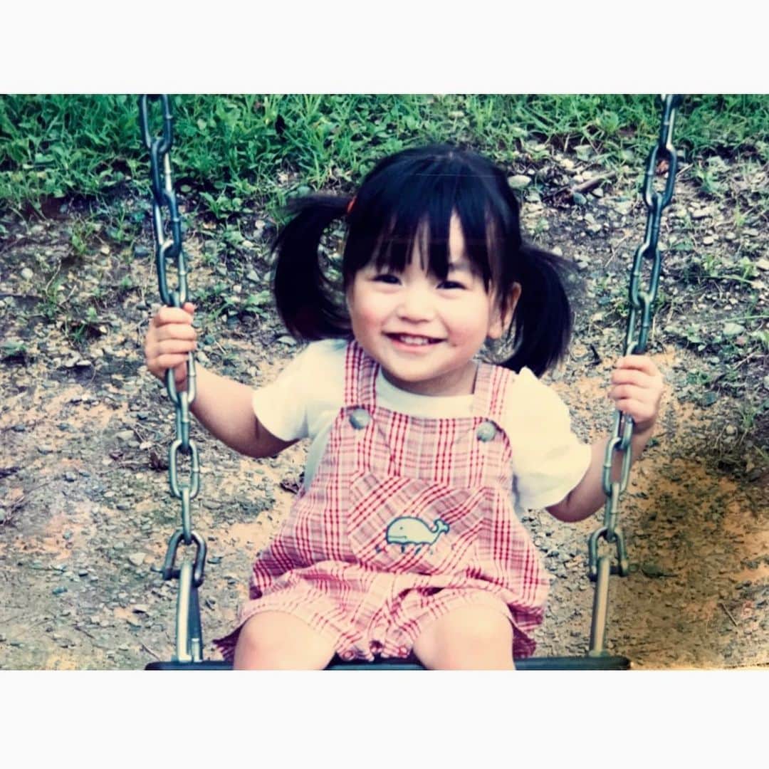 新保里歩のインスタグラム：「7月14日 誕生日でした🌻  今日はお祝いの言葉が沢山届いて、 嬉しくて、あたたかくて、 とてもとても幸せを感じていました☺️  いつも関わってくださっている全てのみなさん、本当にありがとうございます。  そして、これからもよろしくお願いいたします🌈  #0714」