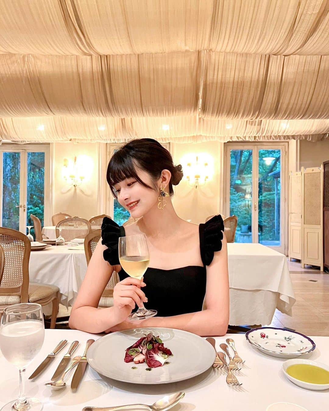 のインスタグラム：「家族旅行いっぱい笑った😇♡♡ めちゃ幸せだったなあ(..◜ᴗ◝..)」