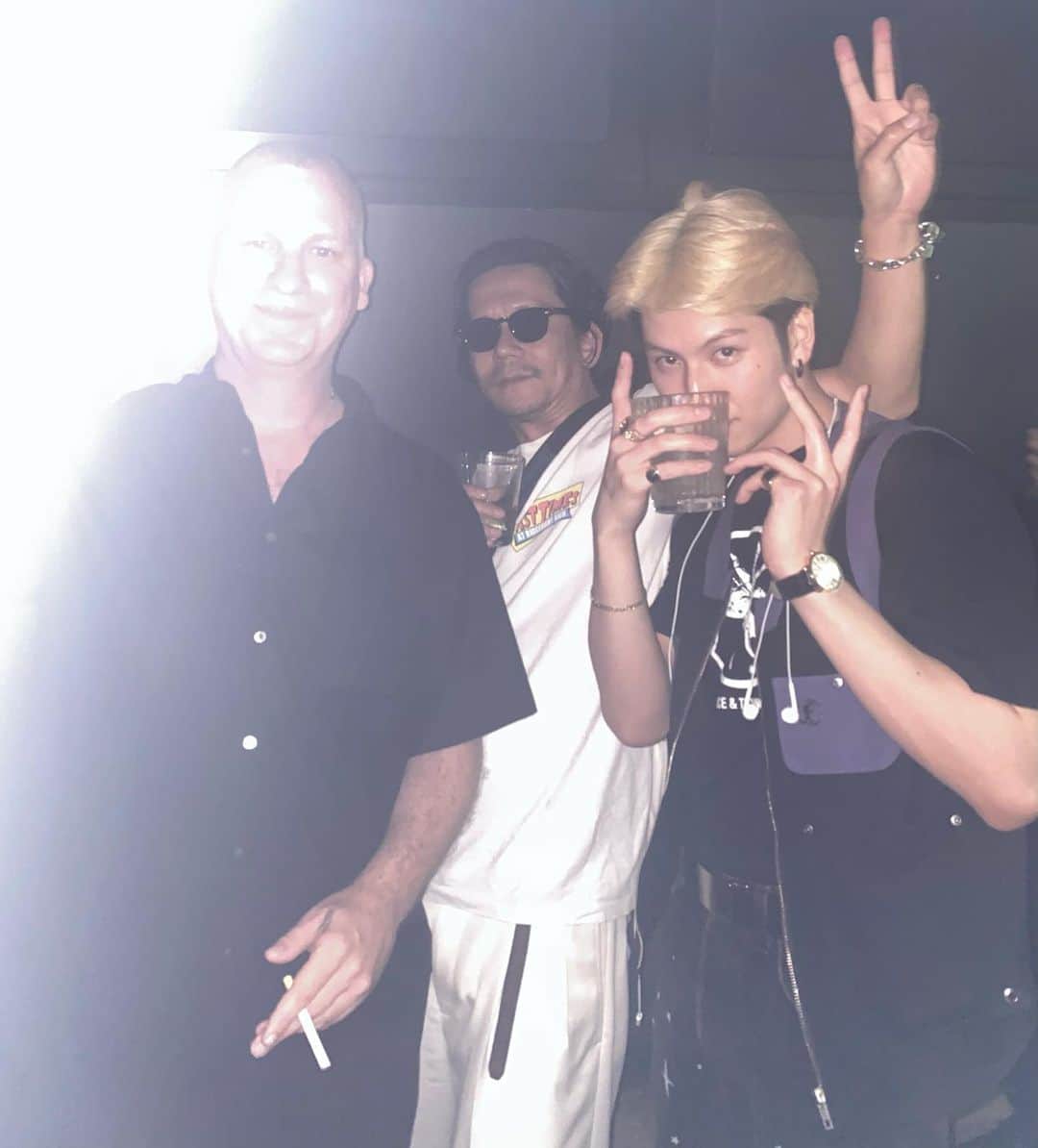 長谷川慎のインスタグラム：「*last night-⭐︎ w/@fuckingawesome jason dill,」