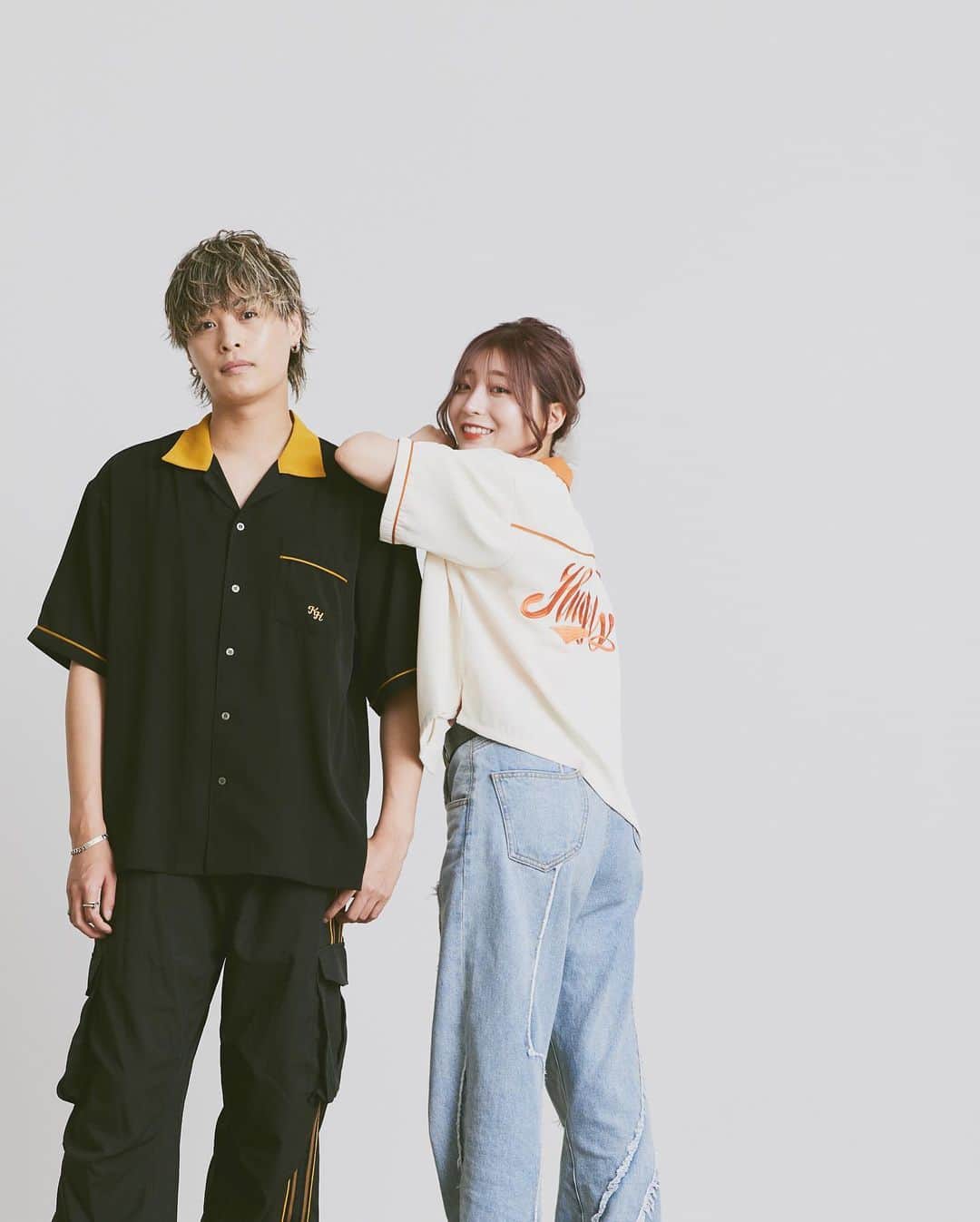 こなんさんのインスタグラム写真 - (こなんInstagram)「. . 新作７月１７日発売開始🫶  待っててね〜  刺繍配色ボーリングシャツ M/L WHT/BLK/BLUGRY ¥6,930  2wayラインカーゴパンツ M/L BLK/KHK ¥6,930   こなんMサイズ着用 ゆうやLサイズ着用」7月14日 20時39分 - konan_610