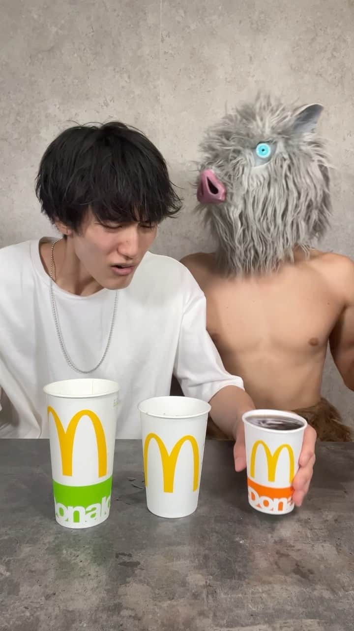 のインスタグラム：「Issei’s meme challenge edition 🚀✨💫 #issei #memevideos #challenge」