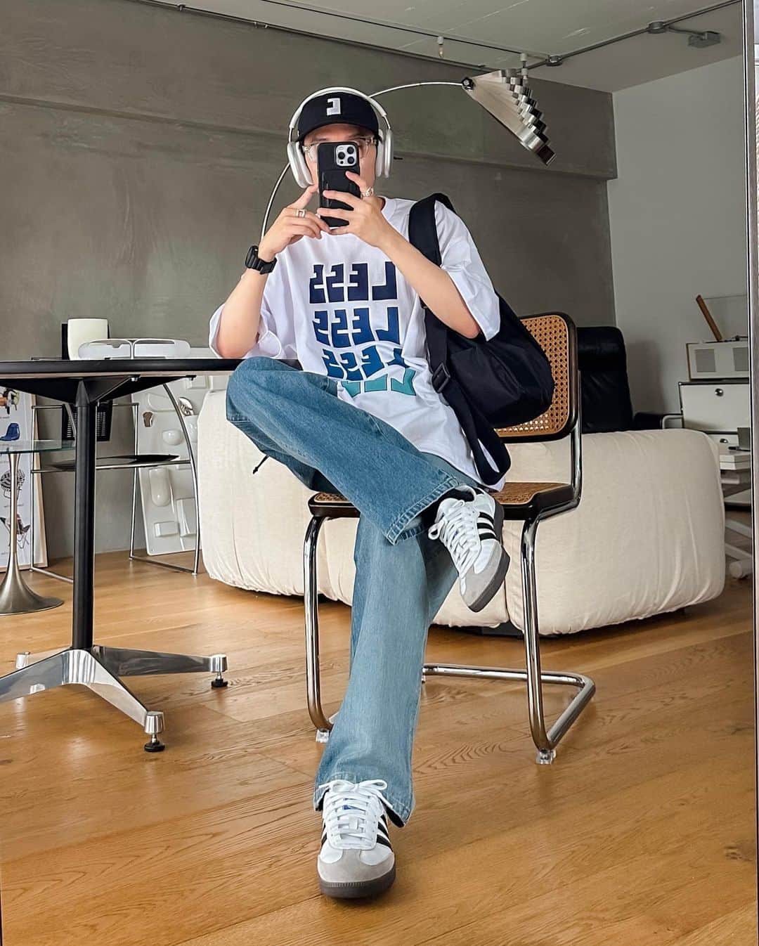 Ryoさんのインスタグラム写真 - (RyoInstagram)「Today's outfit🚶 もう暑くて外で撮れません😅💦  evewear : @oliverpeoples  tops : @the_clesste pants : @issuethings  shoes : @adidasoriginals  cap : @the_clesste @nozomikurokawa_official  bag : @the_clesste   #clesste #adidas  #samba #oliverpeoples  #issuethings」7月14日 21時16分 - ryo__takashima