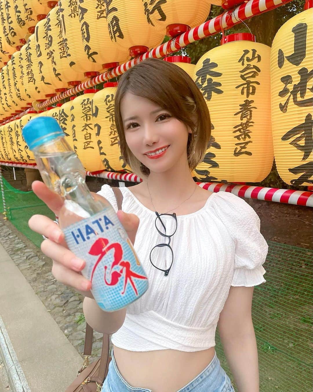 相良ましろのインスタグラム：「みたま祭り🏮♡ . 夏が始まった〜〜！！ 屋台なかったのが悲しかったけど久しぶりに お祭り行って夏を感じれて楽しかった✌️♥️ 幼少期は太鼓叩く側でした。懐かしすぎてエモい . . #みたま祭り #御霊祭り #祭り」