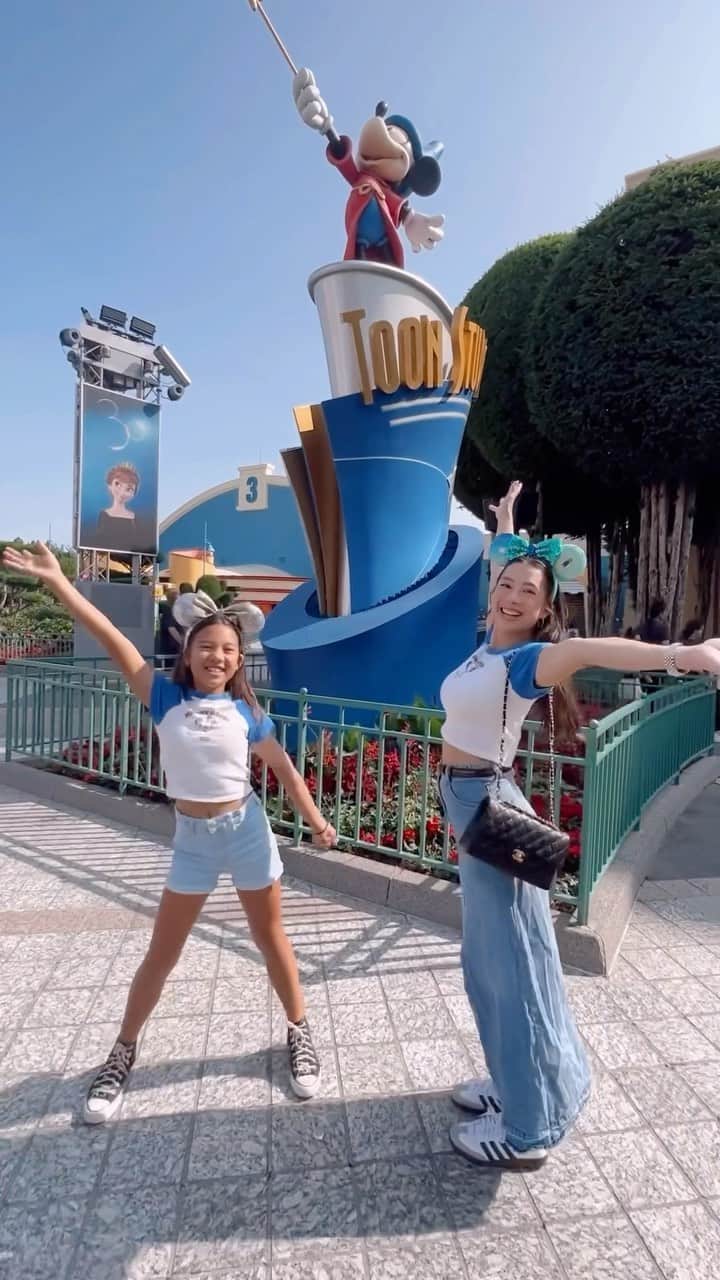 Jennifer Bachdimのインスタグラム：「A lovely day @disneylandparis 🩷 #teamBachdim」