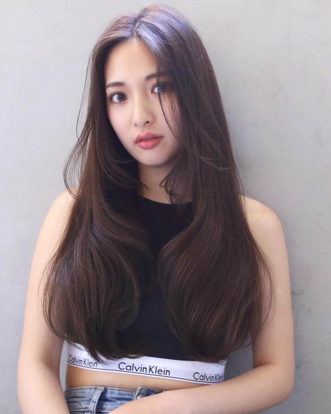 maiのインスタグラム：「毎日暑すぎ🥵  #calvinklein  #ZARA」