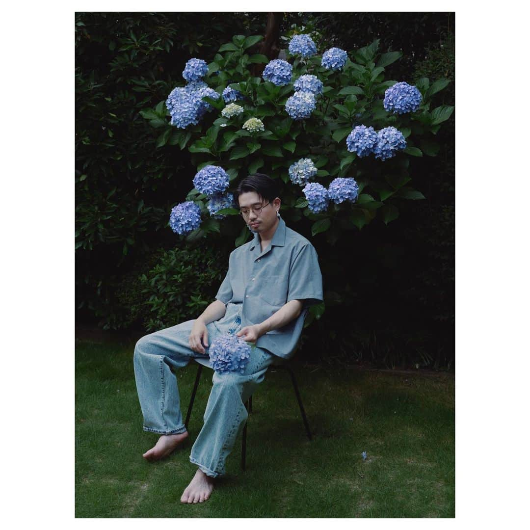 TEPPEIさんのインスタグラム写真 - (TEPPEIInstagram)「…   -静寂と肖像。  Adam et Rope 2023 summer/pre autumn   "RIRANCHA COLLECTION" @adametrope   starring: ハマ・オカモト @hama_okamoto   photography by @junyasui  styling by TEPPEI  hair&make by @taro6078  edit by @hayato.hirohara   Thank you @kudotakeru 💐  #adametrope #Okamotos  #ハマオカモト」7月14日 21時34分 - stylist_teppei