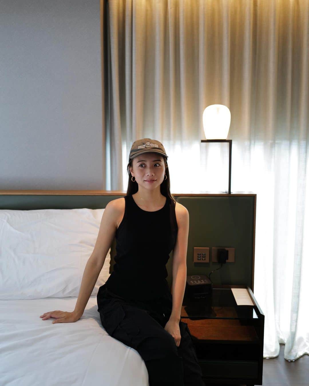 伊原葵さんのインスタグラム写真 - (伊原葵Instagram)「ホテル記録✍️🇹🇼  延泊２日目は @humbleboutiquehotel に✨  ここは、中山っていう東京でいうと渋谷的な場所がタクシーで10分かからないくらいで着く距離にあって🤲🏻  アクセス良し、サスティナブルなホテルで、水とかはお部屋にボトルがあって自分でウォーターサーバに入れに行くスタイルだったよ♡  ホテルのシンボル、フクロウが可愛かった🦉  新しいホテルで綺麗だったし、 プールもついててよかったよ🫶🏻  #hotel #taiwan #taipei #aoinotrip #ホテル #台湾旅行 #台湾 #台湾ホテル」7月14日 21時26分 - aoi186