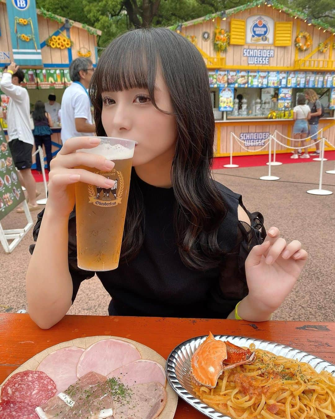 新谷真由さんのインスタグラム写真 - (新谷真由Instagram)「野外で飲むビール最高だった🍻  #オクフェス20周年」7月14日 21時38分 - ni_mayu43