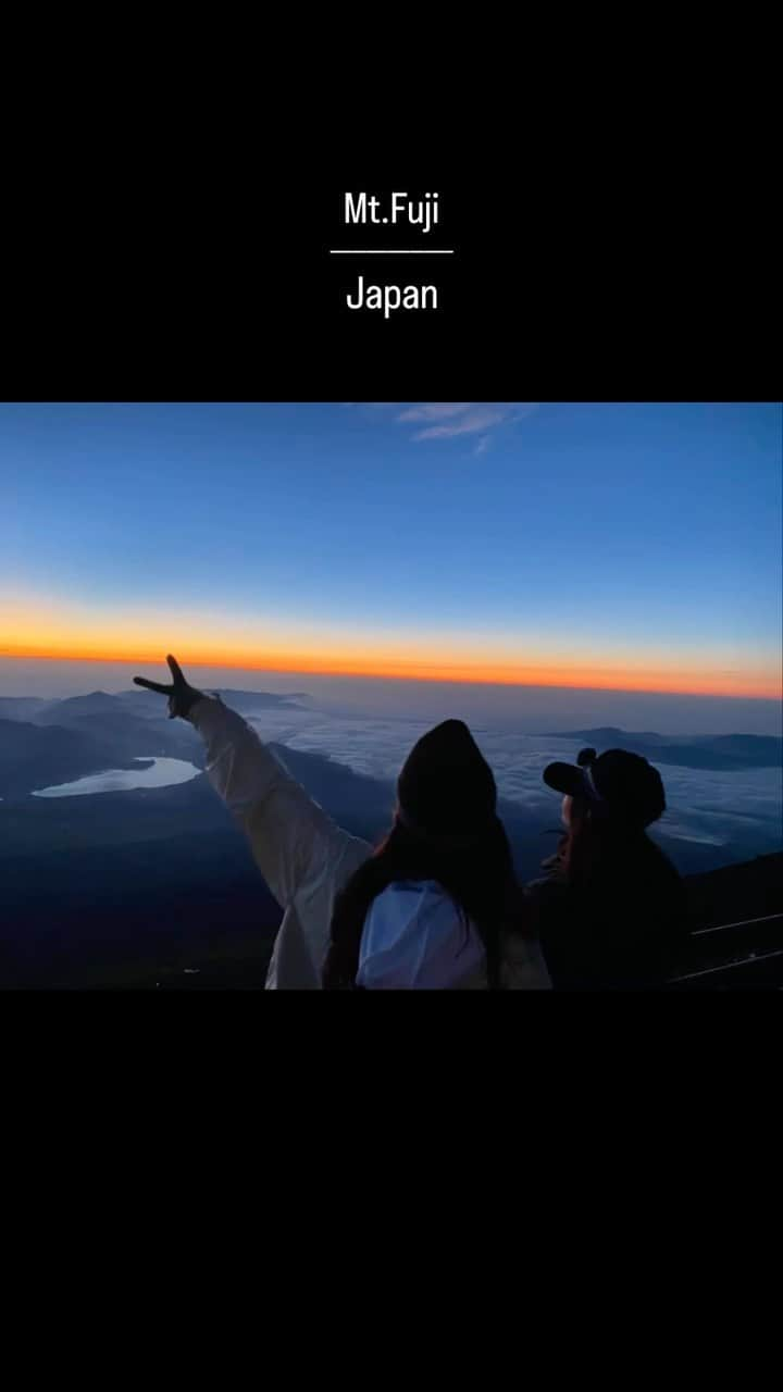 嘉部志音のインスタグラム：「📍Mt.Fuji」