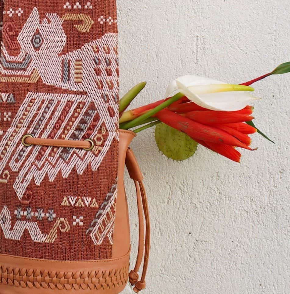 ベックスロックスさんのインスタグラム写真 - (ベックスロックスInstagram)「One of a kind bags that are more than just accessories. The naturally dyed and hand loomed textiles on each bag are symbolic representations of the island of Sumba’s rich history, beliefs and values.  Each piece is hand made taking up to 6 months to hand loom and up cycled by our masters in Bali celebrating the art of ancestors.  ⠀⠀⠀⠀⠀⠀⠀⠀⠀ Available exclusively at @agora.ibiza @sixsenses.ibiza  ⠀⠀⠀⠀⠀⠀⠀⠀⠀ The Art Of Slow, artisanal luxury.  ⠀⠀⠀⠀⠀⠀⠀⠀⠀  #TheArtofSlow #sustainableluxury #empoweringcommunities #womensupportingwomen  #indigenoustextiles #conscioustravel #trusttheprocess #theartofancestors #artisanmade #slowfashion #tribaltextiles #storytelling  #responsibleluxury」7月14日 22時01分 - rcollectivestudio