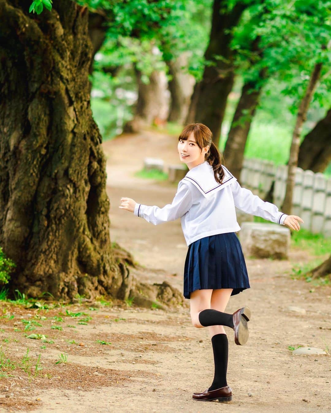 のインスタグラム：「model: あぷさん    #ポートレート #portrait #portraits  #portraitphotographer #portraitoftheday #love_bestjapan #portraitmood #ポートレート部 #ポートレート女子 #lovers_nippon_portrait #photogirl  #beautifulgirls #ポトレ撮影隊  #portrait_page #ポトレ #ポトレ女子 #coslayar #コスプレイヤー #セーラー服 #制服コスプレ」