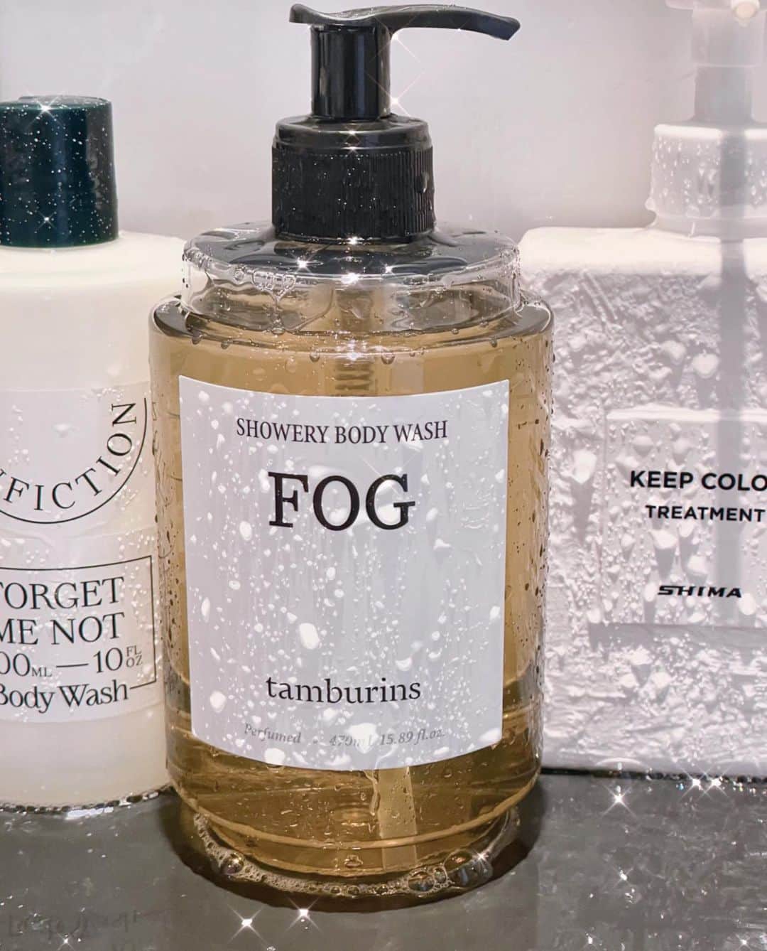 原涼香のインスタグラム：「@tamburinsofficial で買ってきた ボディーウォッシュがちょーいい༉‧₊˚✧ 【 FOG 】は湿った森、カシミアの木を連想させるリラックスできる香りで お風呂からでたあとも持続力すごいから 寝つきも良くなった気がするദ്ദി ˉ͈̀꒳ˉ͈́ )✧ ㅤㅤㅤㅤㅤㅤㅤㅤㅤㅤㅤㅤㅤ」