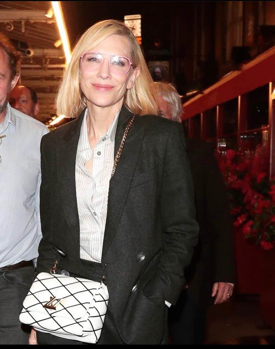 MYKITAのインスタグラム：「In praise of pure, timeless quality: The superlative Cate Blanchett sports her beloved EERO, casually demonstrating the longevity of our responsible design – she got the frame back in 2015, while in Berlin to make the art film Manifesto.  Image via @cateblanchett_fr Please DM for photographer credits」