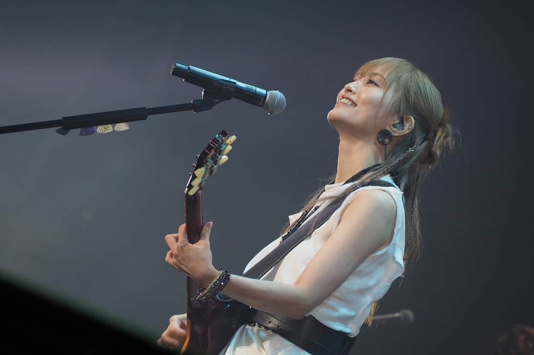 山本彩のインスタグラム：「⁡ 7/13 東京@ Zepp Diver City ⁡ Zeppシリーズ初日 チームSY全員揃って 我々も会場もパワー増し増しで アドレナリン出まくった🔥⚡️ ⁡ LIVEで出るアドレナリンはやっぱ最強🤘 ⁡ 20代最後の日に これ以上ないくらい最高なLIVE ありがとうございました🤍✨」