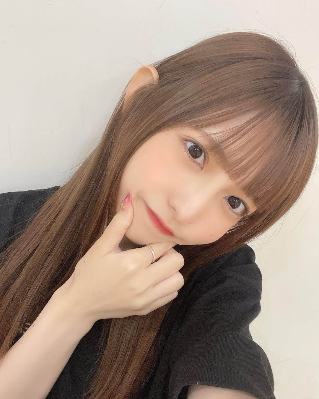 櫻井もえのインスタグラム：「.  🖤💭  .」