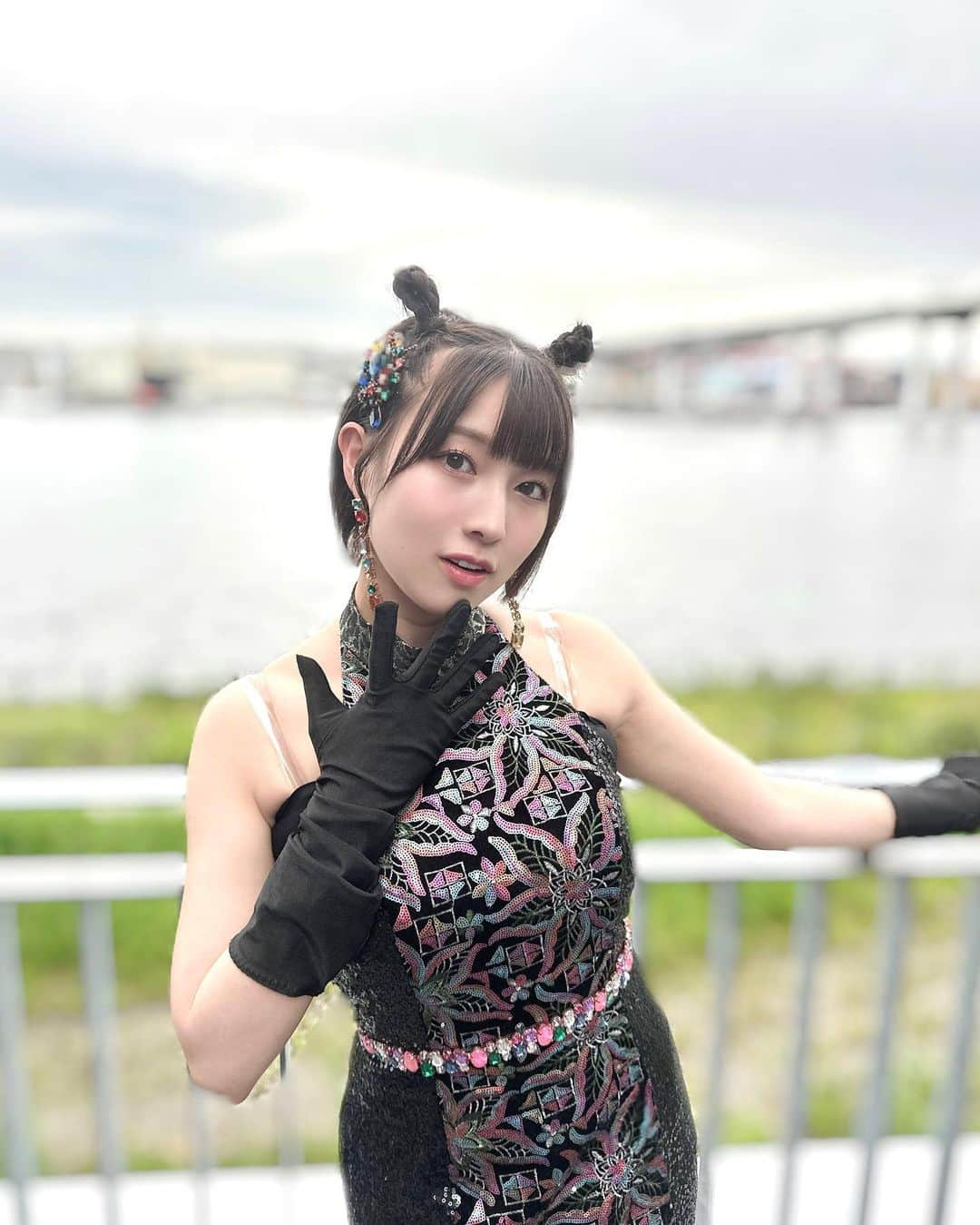 安部若菜のインスタグラム：「「NMB48 SummerFes2023」  Zeppでのライブ、1日目！ありがとうございました！！  好きな衣装なので、つい色んなロケーションで 写真を撮ってしまいました📷笑  そして、髪型もはしゃいでしまいました💇🏻‍♀️笑  #夏だから #楽しもう  #何枚目が好きですか？」