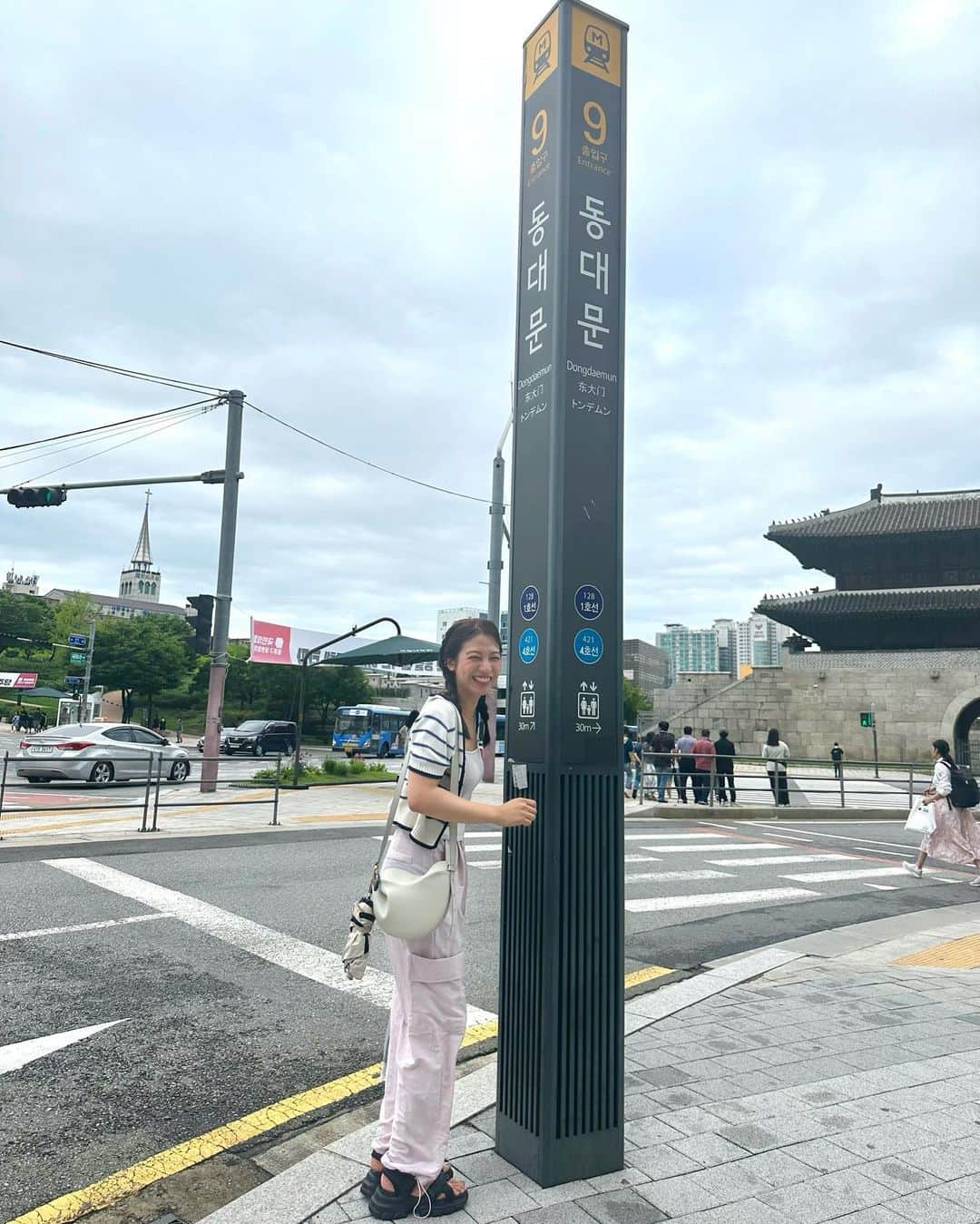 山口清香のインスタグラム：「🇰🇷💗  同じ日。午前と午後。  #韓国旅行」