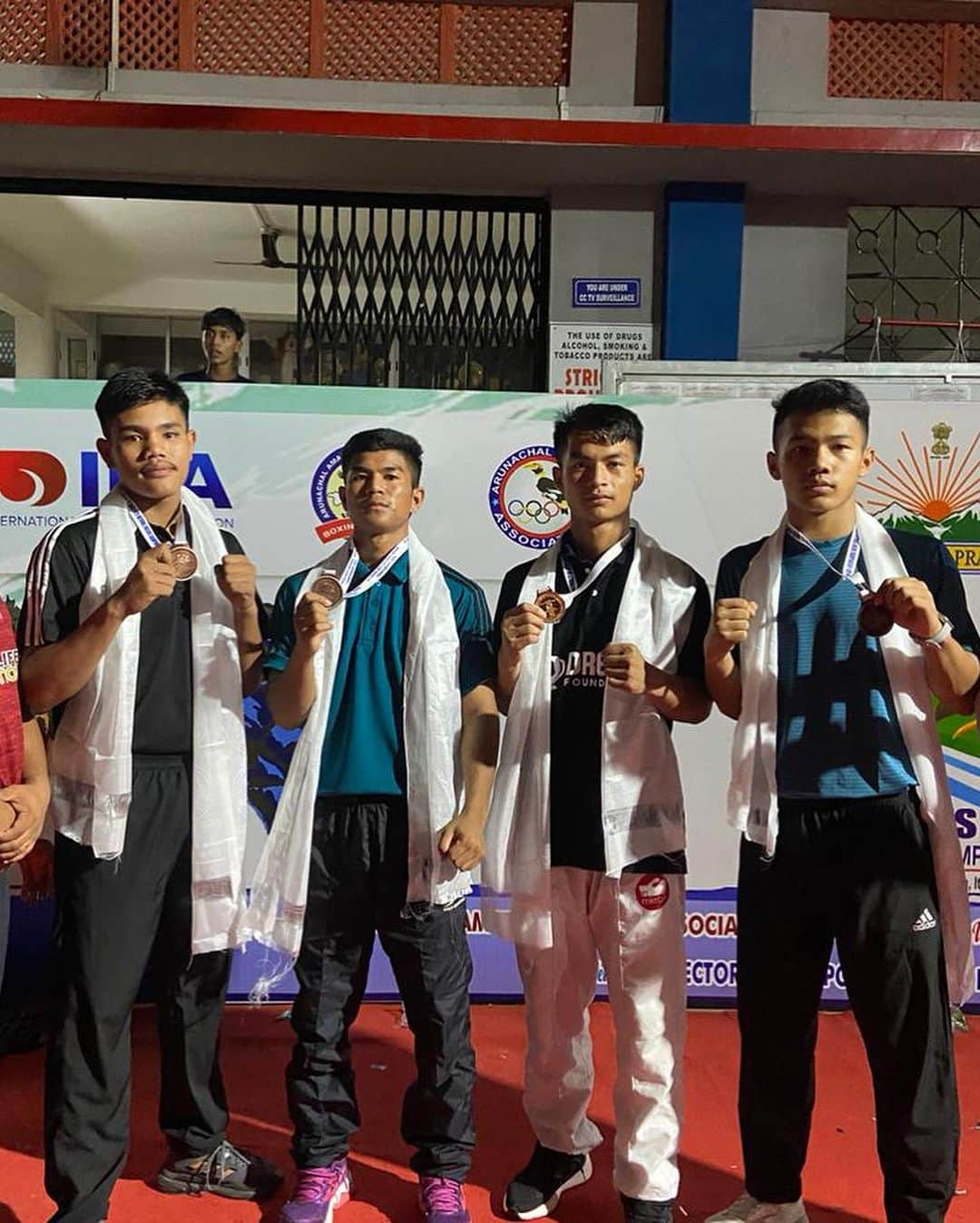 Mary Komさんのインスタグラム写真 - (Mary KomInstagram)「Heartiest congratulations Punshiba for winning a Gold medal and Nilbir, Binot Kumar,Mangal for a bronze medal in the 5th Junior National Boys Boxing Championship 2023. A lone Gold medal for Manipur of @mkrbf2023. Keep fighting,Never Give up」7月14日 23時06分 - mcmary.kom