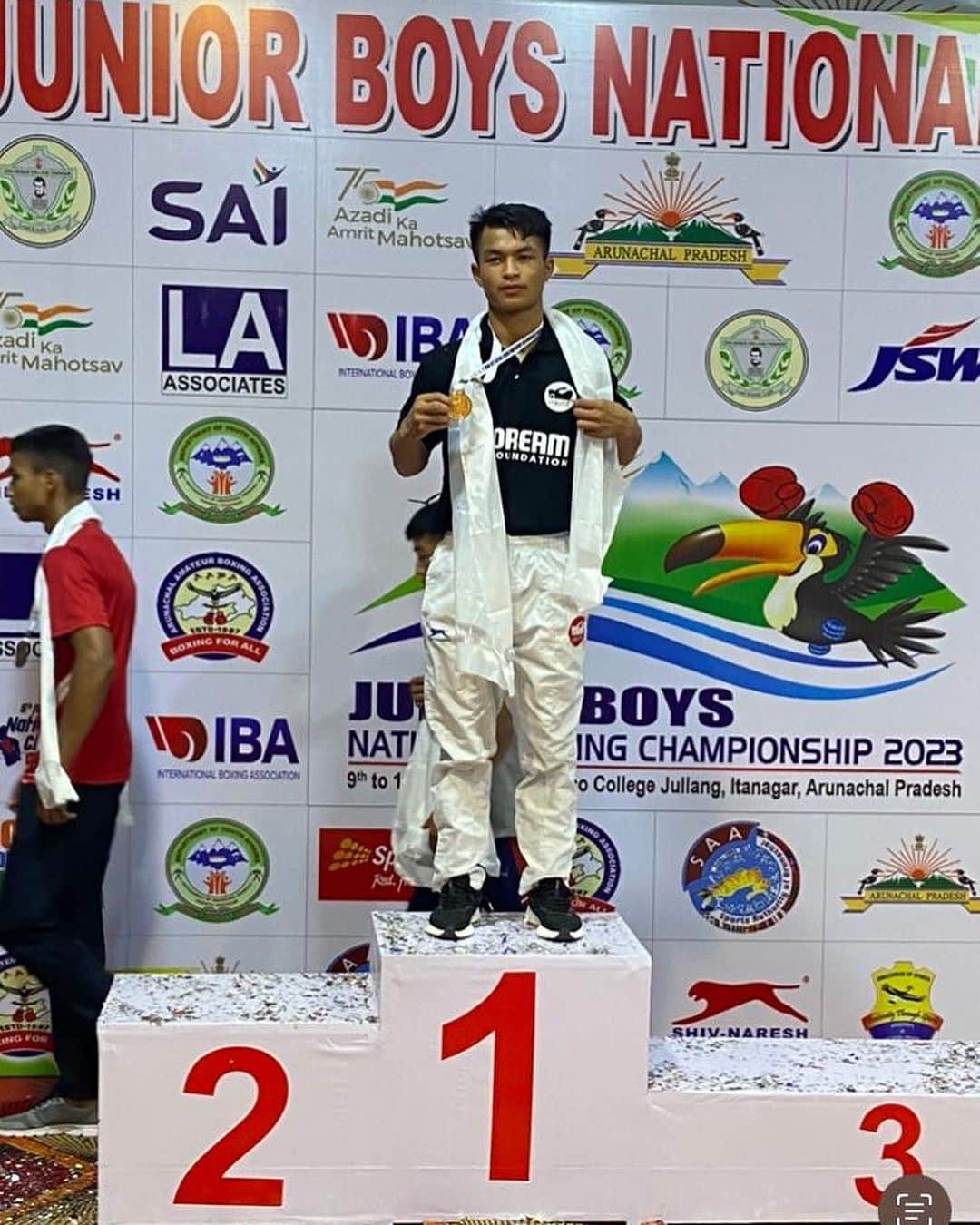 Mary Komのインスタグラム：「Heartiest congratulations Punshiba for winning a Gold medal and Nilbir, Binot Kumar,Mangal for a bronze medal in the 5th Junior National Boys Boxing Championship 2023. A lone Gold medal for Manipur of @mkrbf2023. Keep fighting,Never Give up」