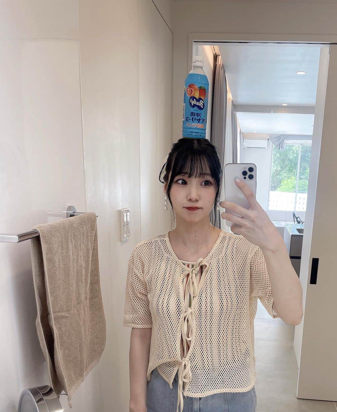 葉山なつみのインスタグラム：「マンゴーしゅき🥭 LAWSONの飲むヨーグルトとドライマンゴーハマり中⸝⸝⸝♡︎  宮古島ロケの時の高級ヴィラは広くてきれいで感動🥺🥺🥺  #沖縄　#宮古島　#バヤリース」