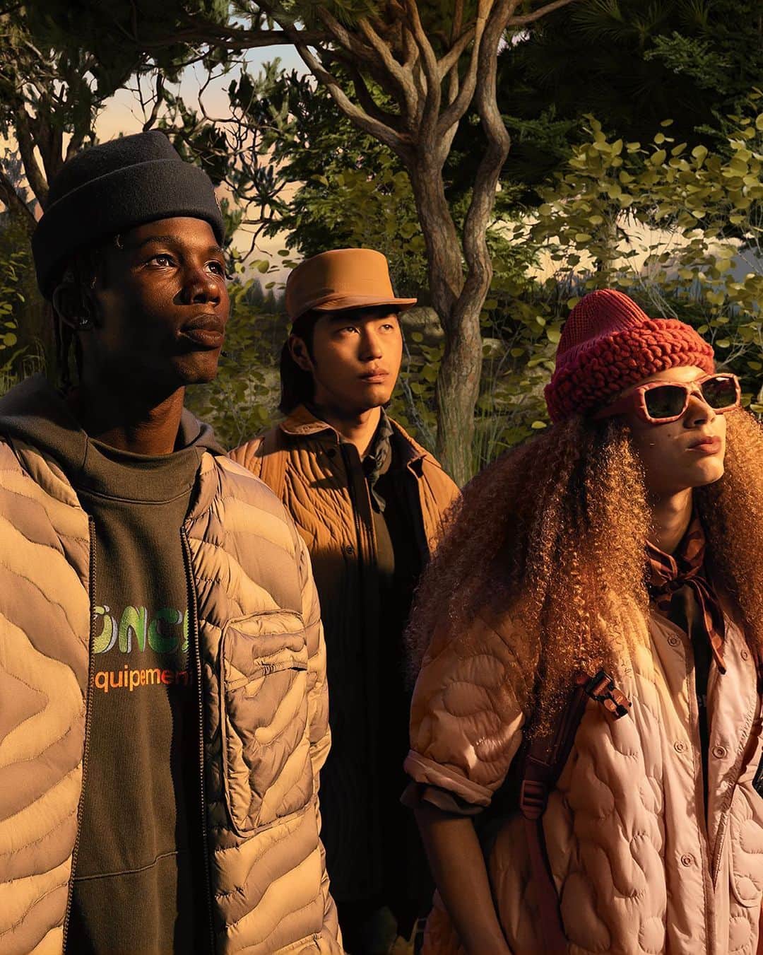 モンクレールのインスタグラム：「A utilitarian uniform of functional pieces designed to explore the freedom of nature. Each style is crafted to feel authentic, powered by Moncler’s technical outdoor expertise.  Explore the Moncler x Salehe Bembury collection on moncler.com.  #MONCLERGENIUS #MONCLERSALEHEBEMBURY @salehebembury」